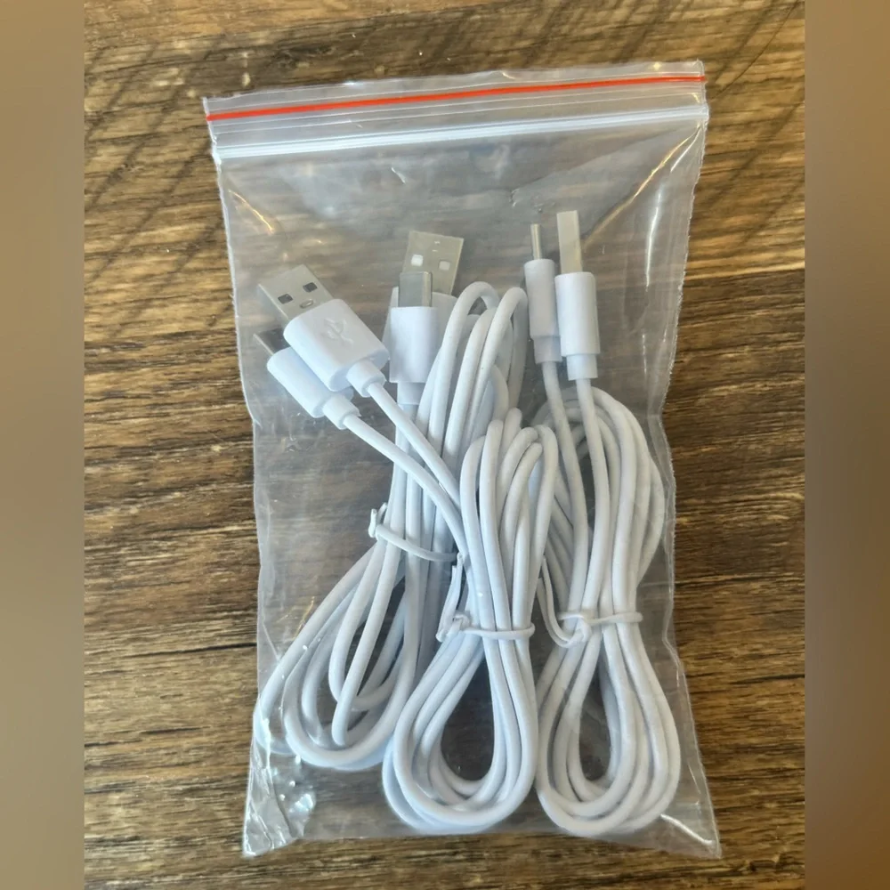 NWT* Set of 3 White USB C Charging Cables 58”